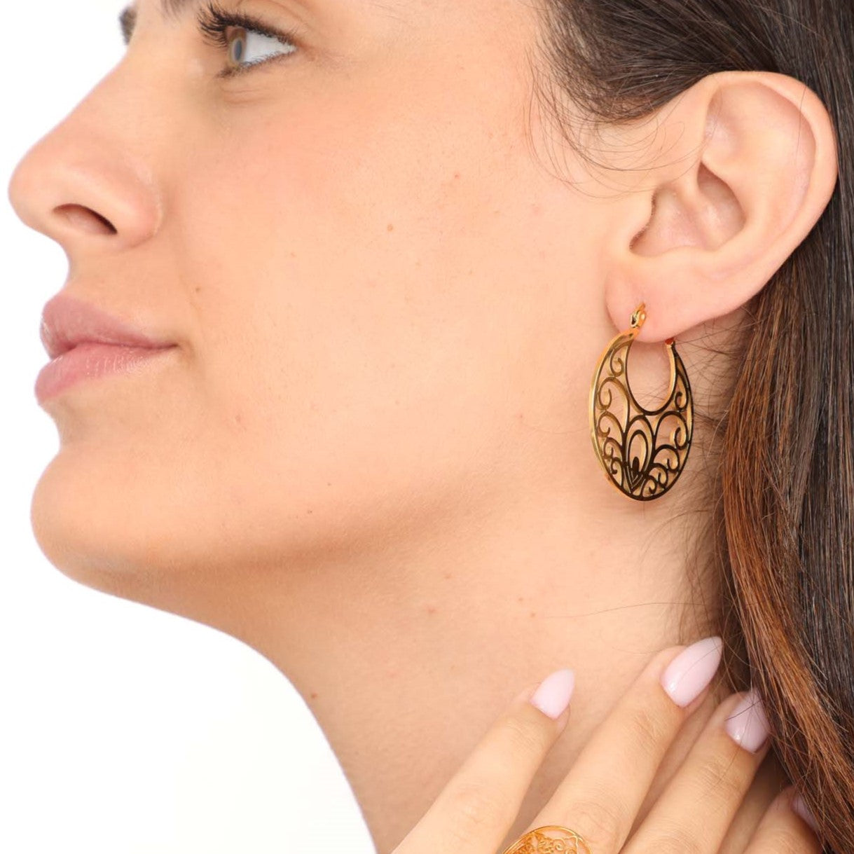 עגילי תחרה וריטאס