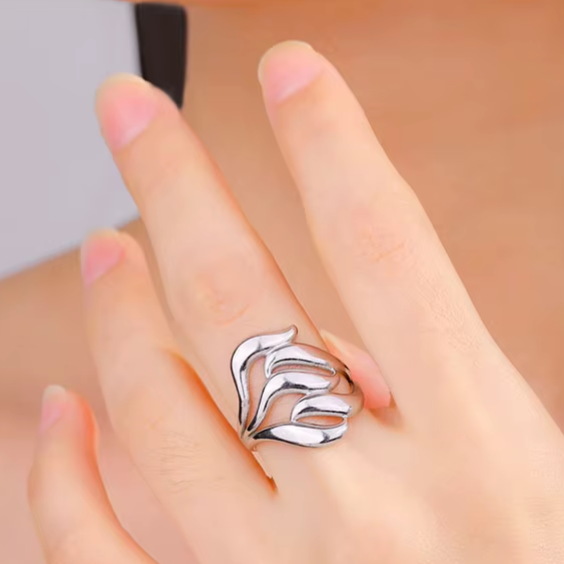 טבעת מעוצבת קלאודס