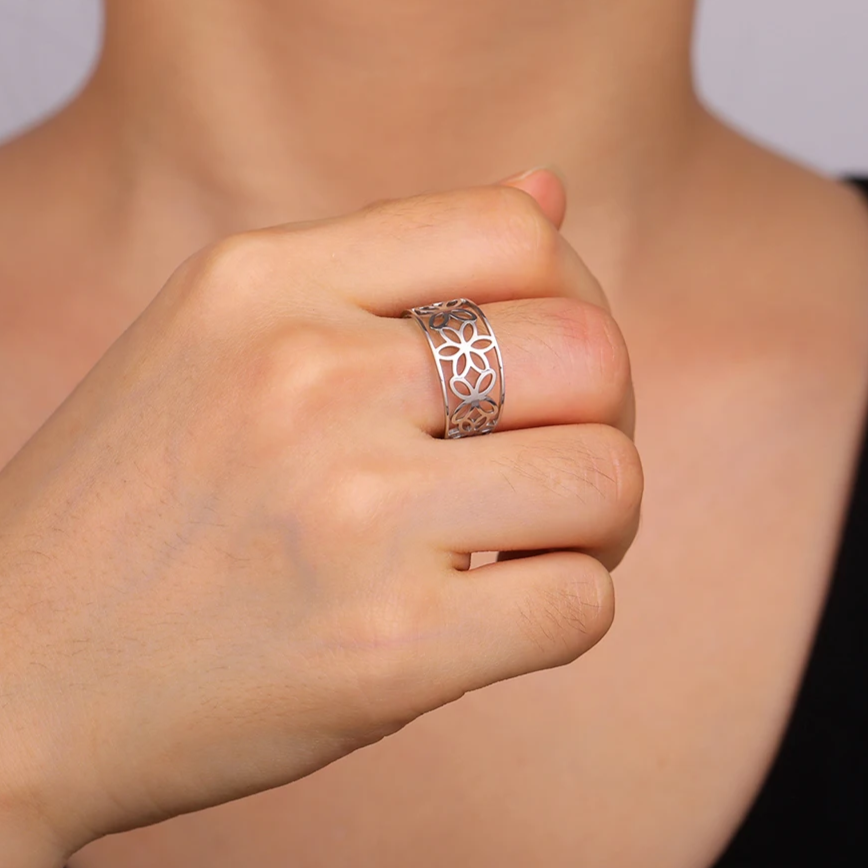 טבעת מעוצבת ברודווי