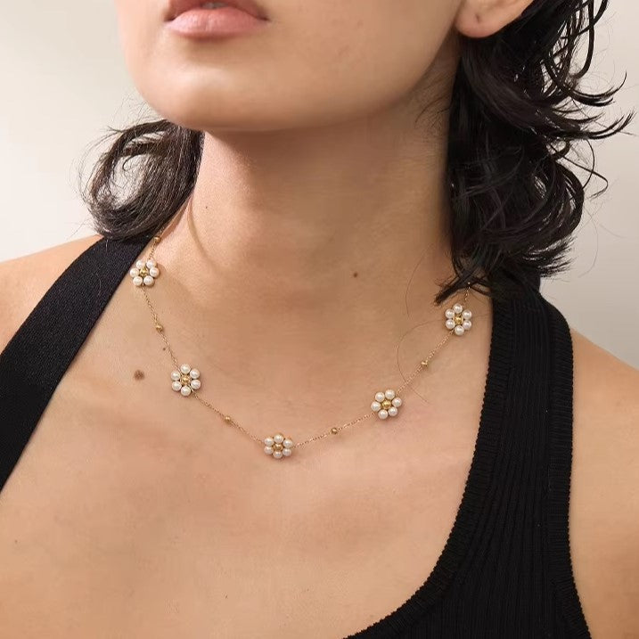 שרשרת פרחים סמנתה