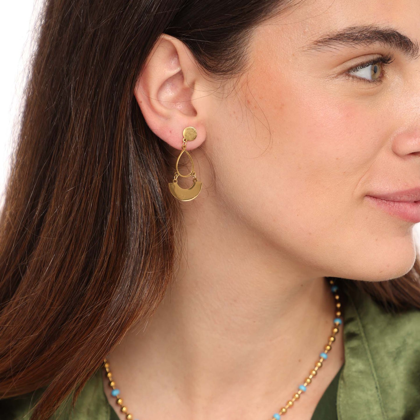 עגילים צמודים טיפה חצי ירח