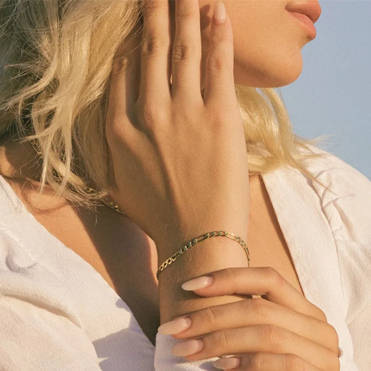 צמיד גורמט קלאסי