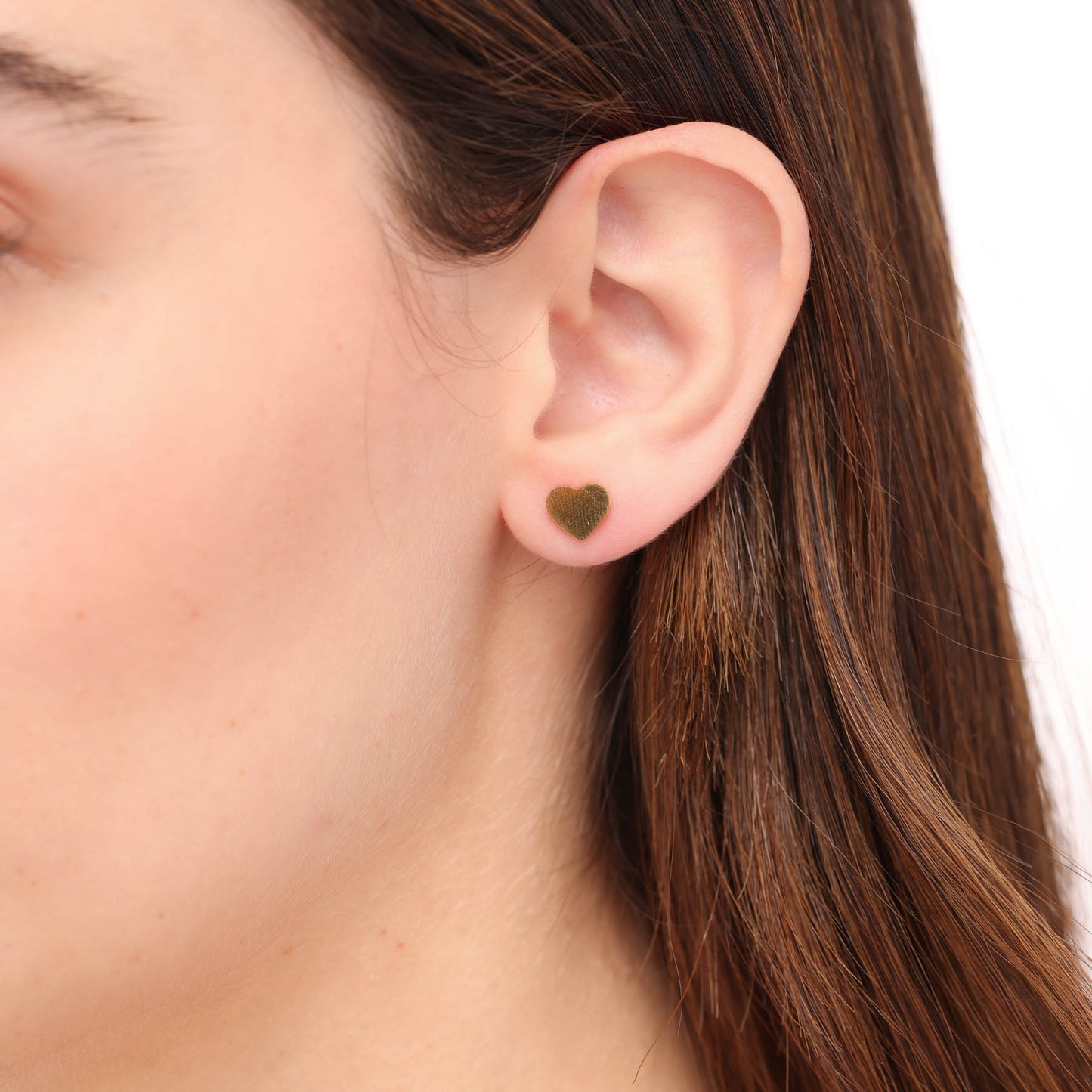 עגיל צמוד לב קטן