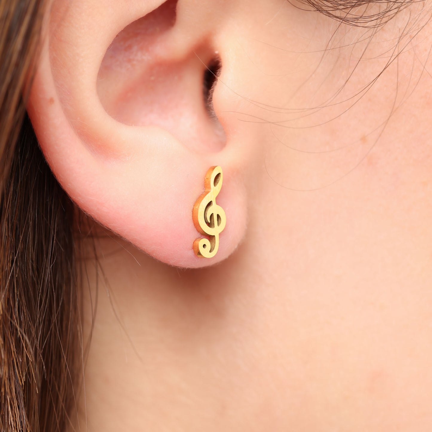 עגילים צמודים מפתח סול