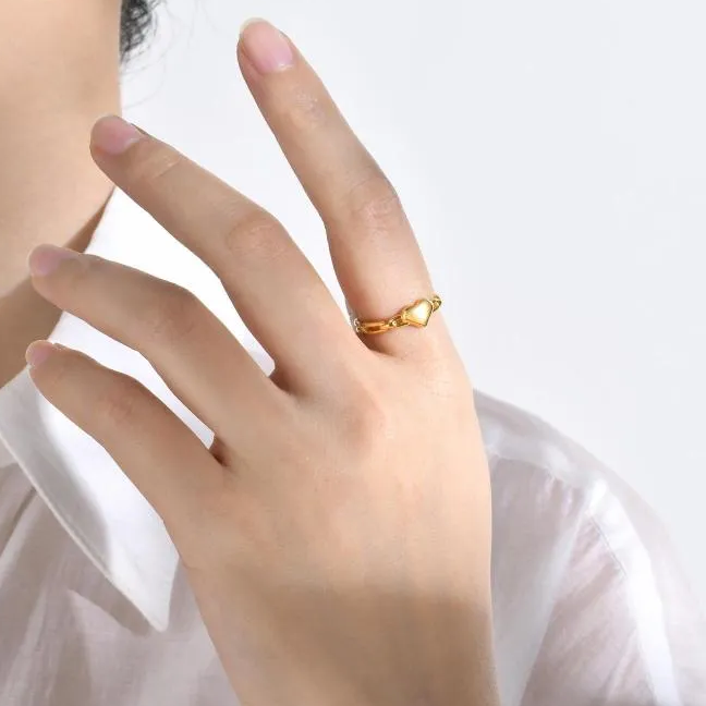 טבעת לב מעוצב רומי